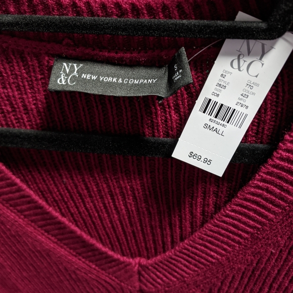 NY&Co Button Accent V-Neck Sweater Dress - Picture 6 of 8